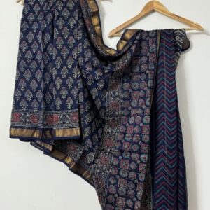 Deep Blue - Blue floral motifs